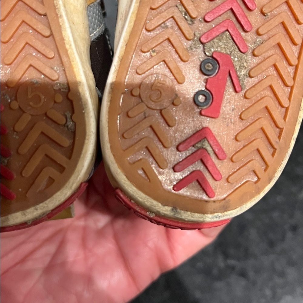 Boys SEE KAI RUN SNEAKERS - Picture 6 of 6